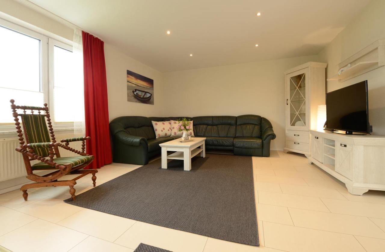 Ferienwohnung Seestern Fuer 6 Personen Mit Kamin & Terrasse Boltenhagen  Exterior photo
